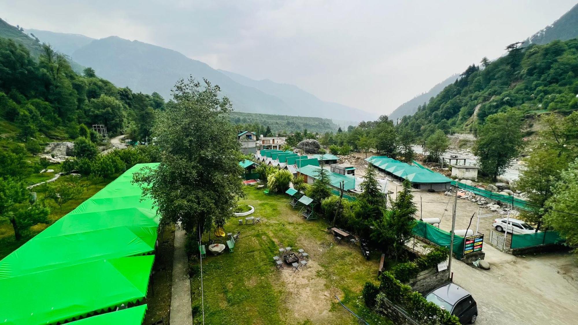 Himalayan Riverside Swiss Cottage Tents, Manali Exteriör bild